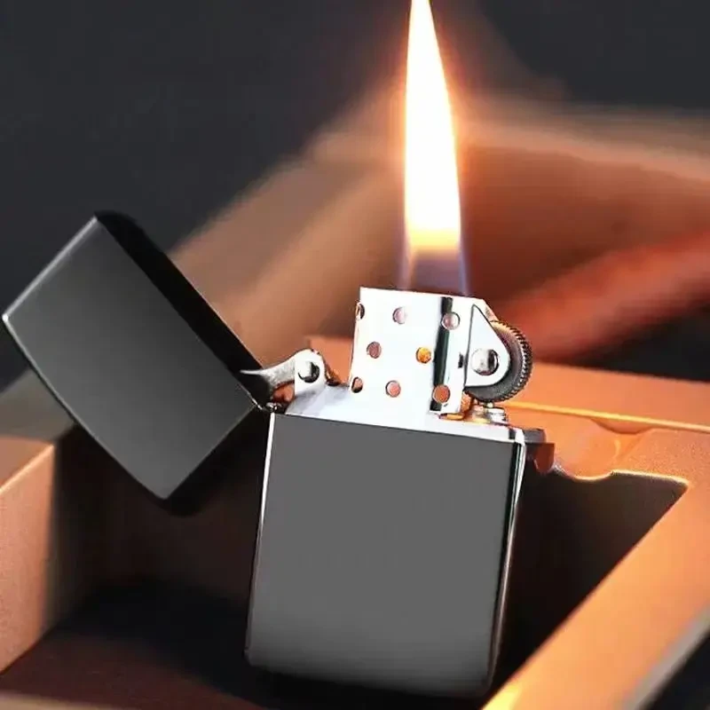 纯黑色金属煤油打火机创意翻盖砂轮个性防风高级感经典复古送男友