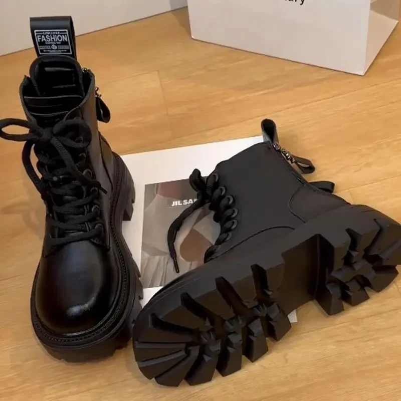 保暖搭子马丁靴英伦风新款靴子厚底增高黑色鞋子女ins潮牌百搭鞋