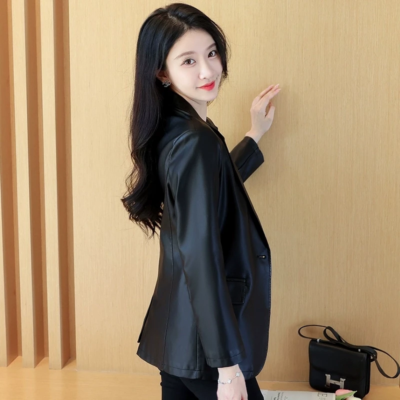 【可蓓儿】皮衣外套女士2025新款爆款春秋短款可蓓儿小个子时妈妈装