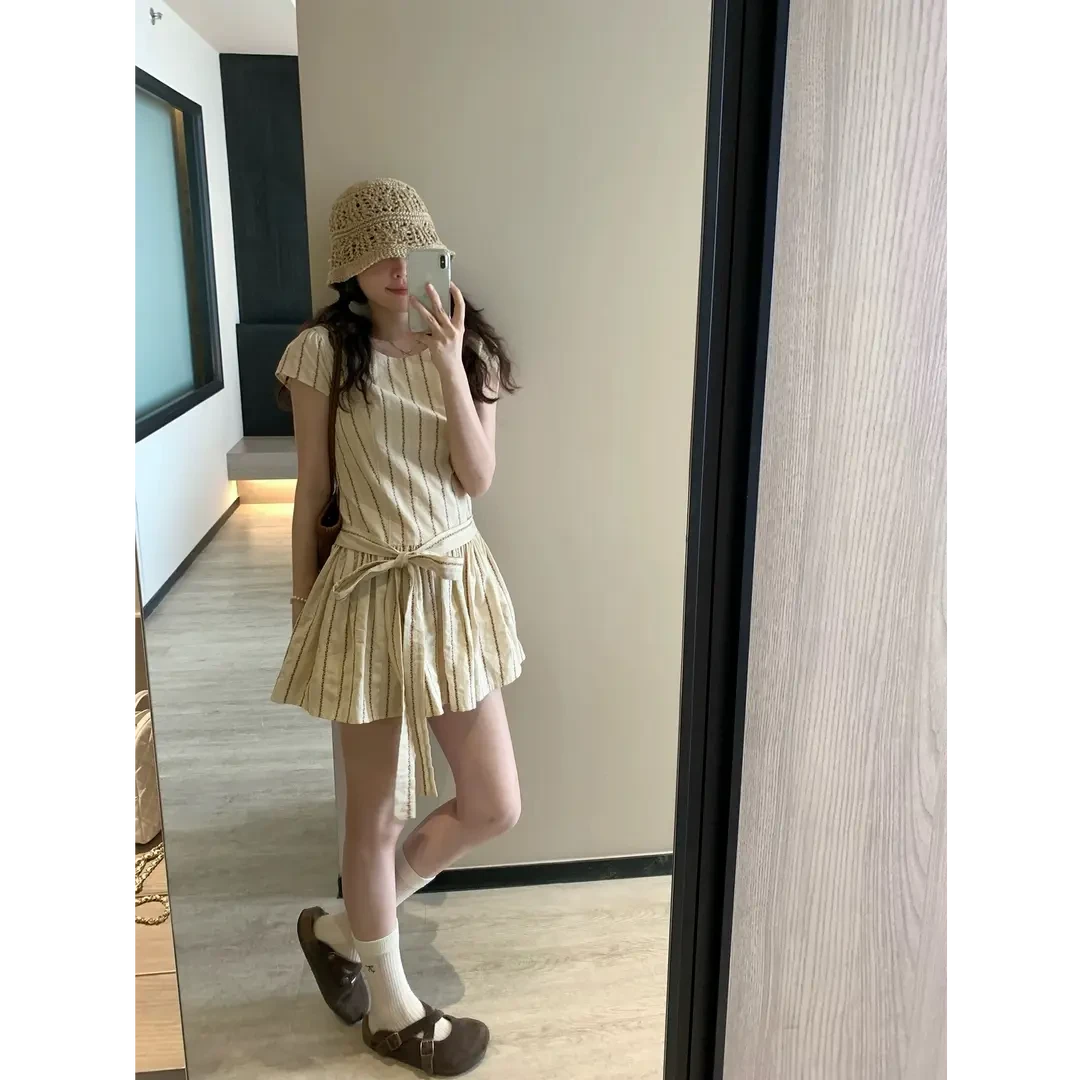 千金清冷感贵系衣服蝴蝶结绑带低腰连衣裙女夏设计感圆领短袖短裙