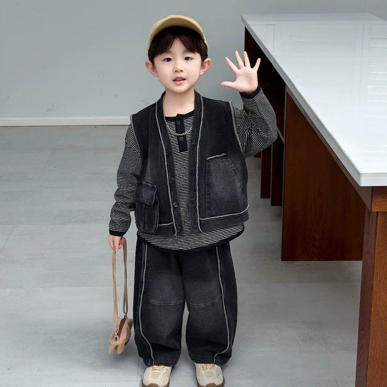 男童秋季套装2025新款宝宝酷帅衣服潮儿童洋气时髦牛仔马甲三件套