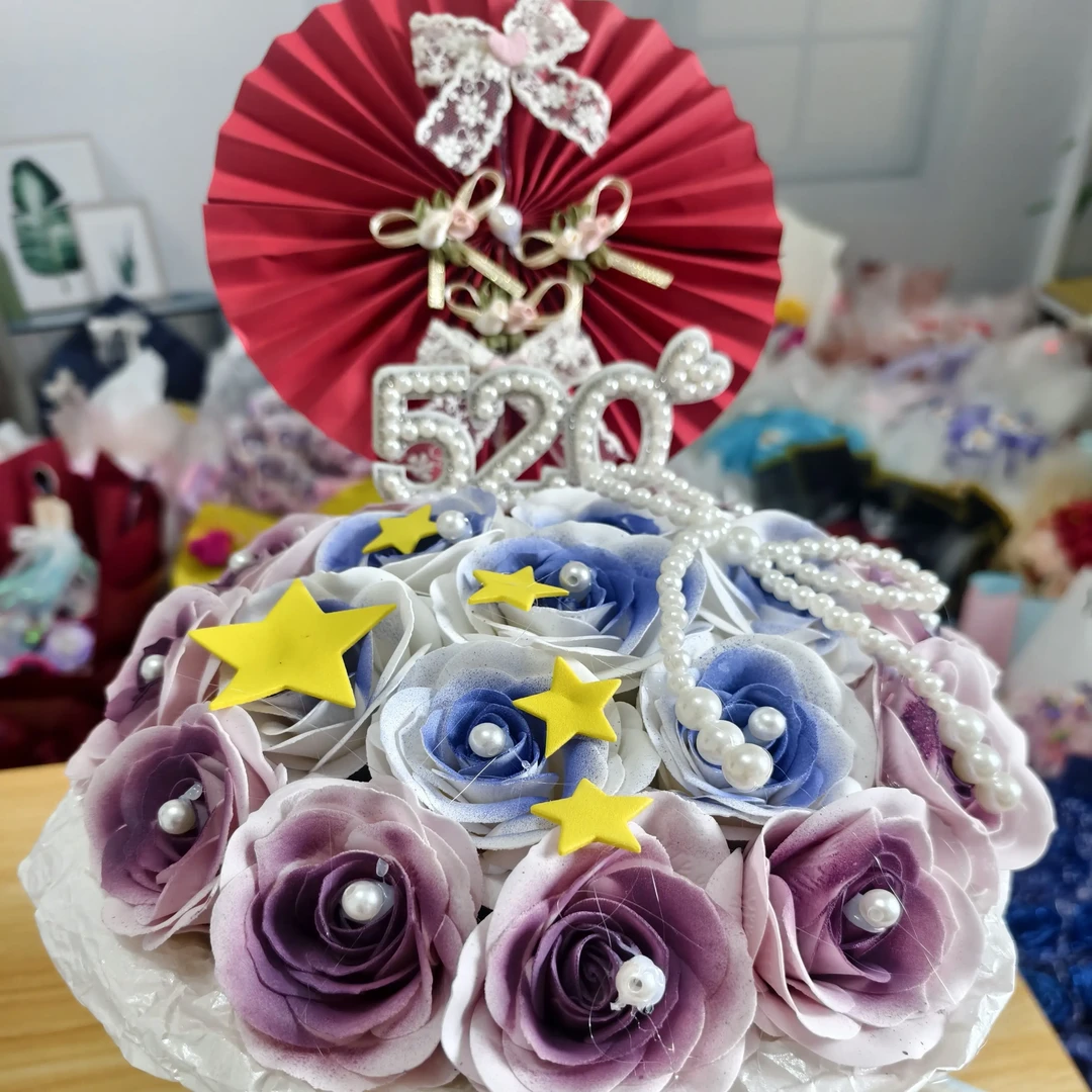 渐变紫蓝仿真玫瑰搭配黄色星星装饰打造梦幻星空感新年送女友闺蜜