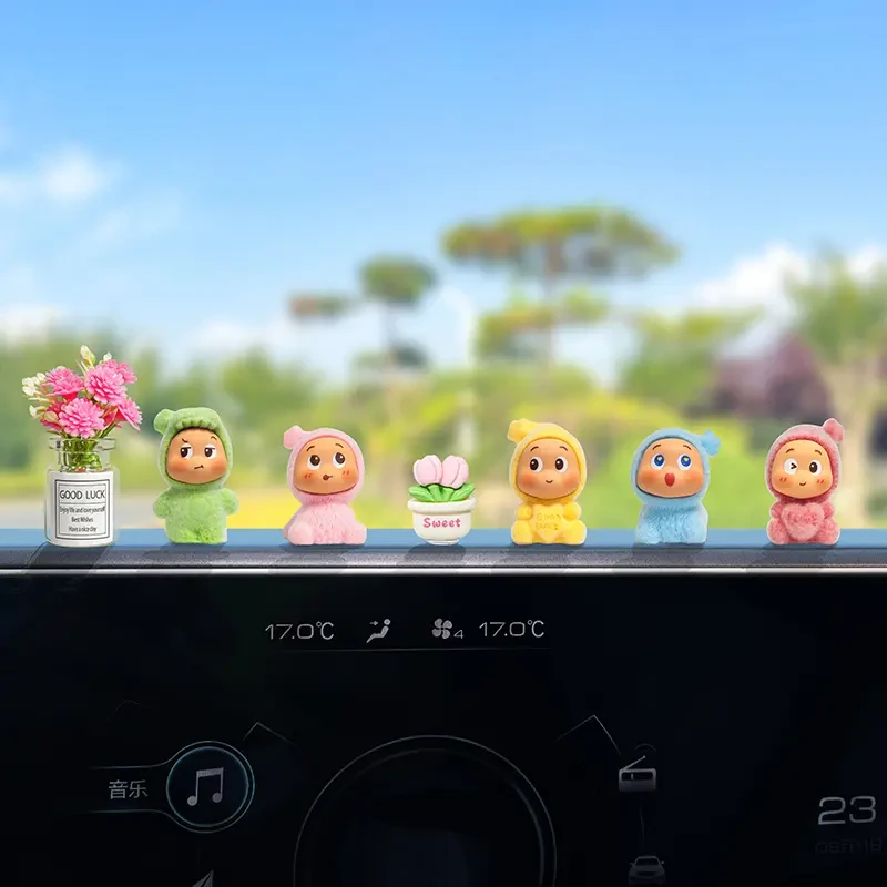 萌趣可爱星星人车载装饰品摆件汽车中控台电动车显示屏幕摆件通用