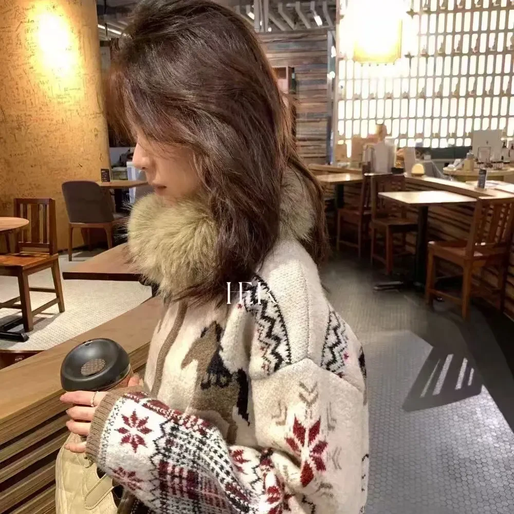 周周杨NO退NO换秋冬复古费尔岛提花毛领针织外套时尚通勤风