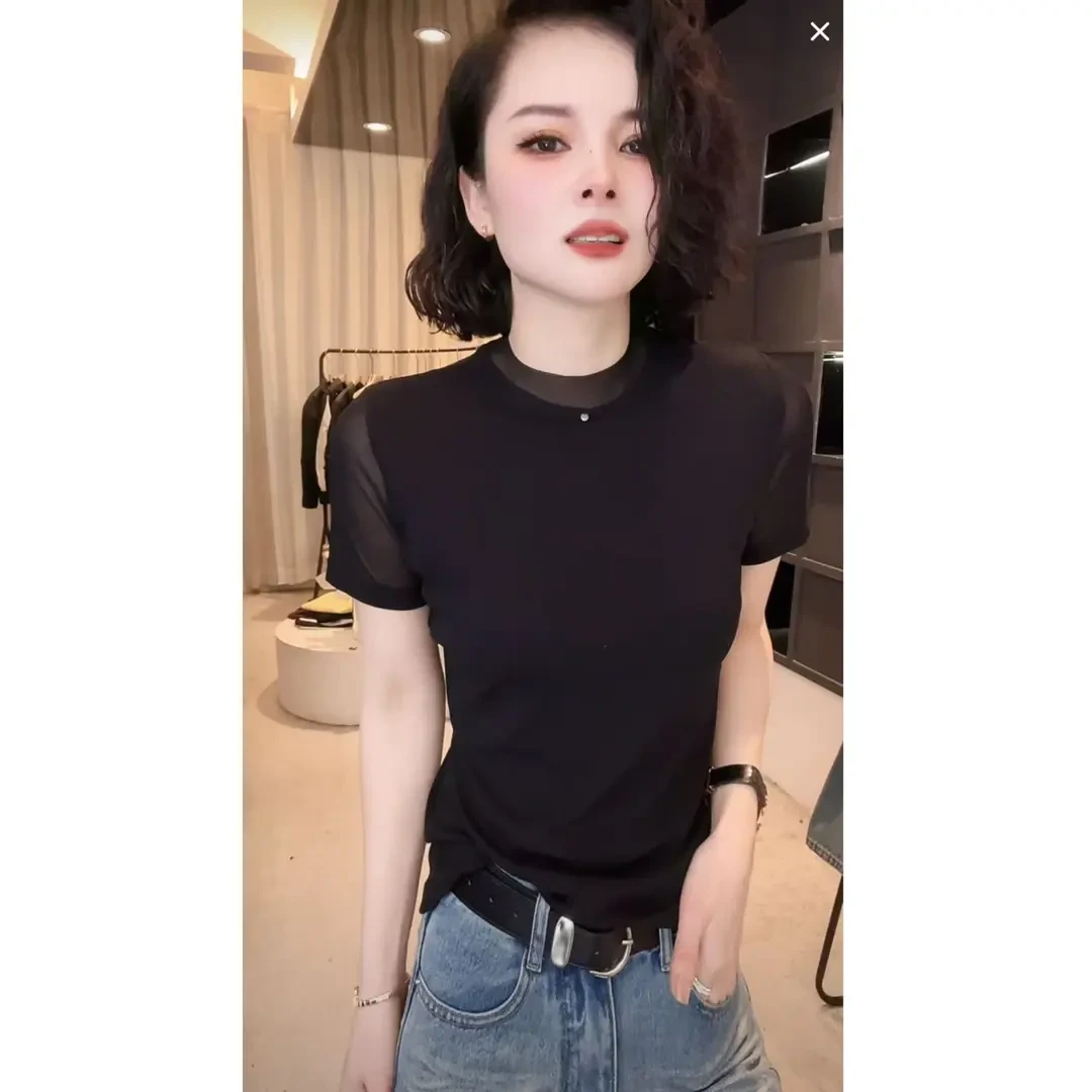 《姚家优麦汇》Y5529春款圆领设计感时尚百搭短袖显瘦上衣款女