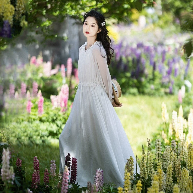 【玉凤谣】雪纺连衣裙女2025年夏季木耳边圆领长袖设计感白色裙子