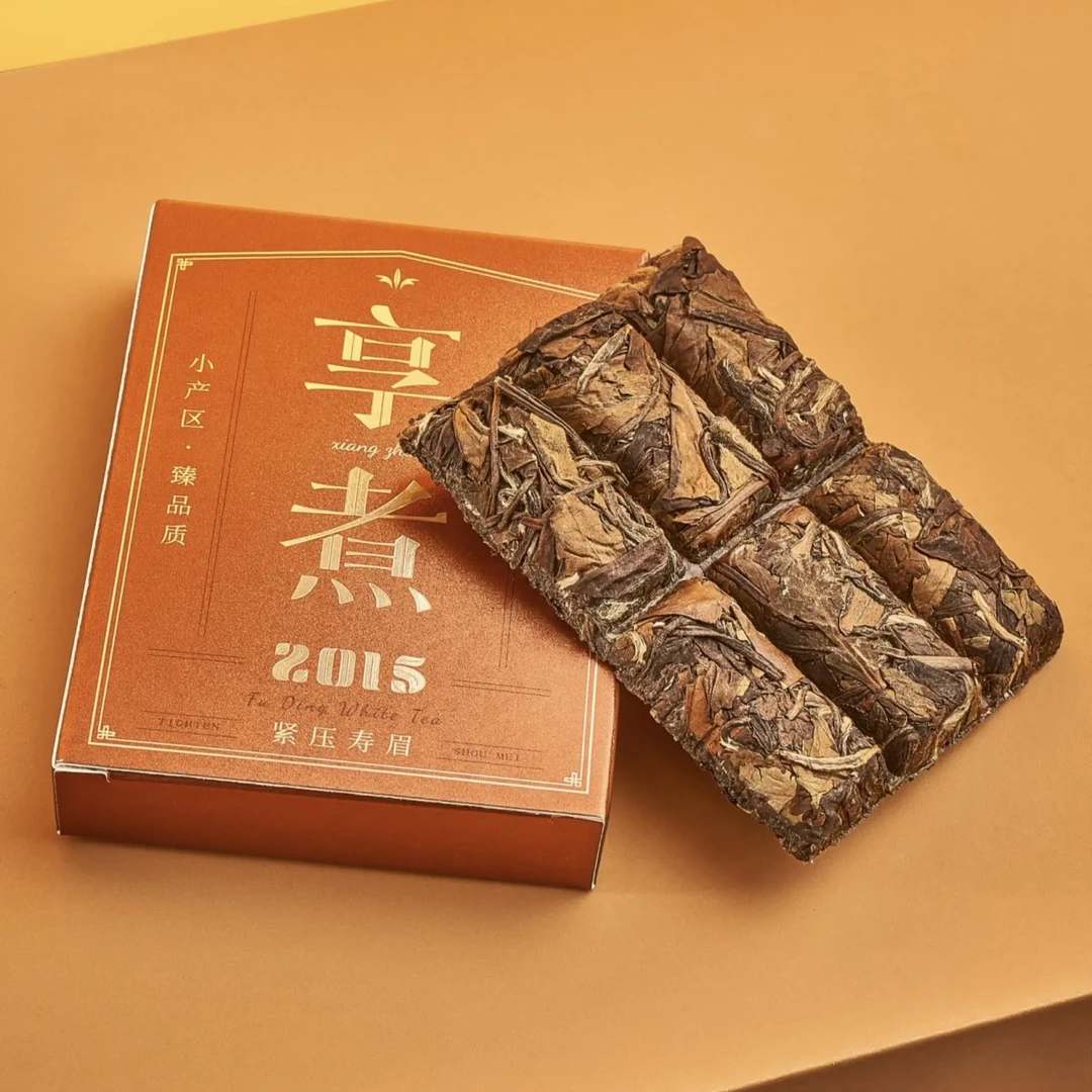福鼎白茶紧压寿眉盒装