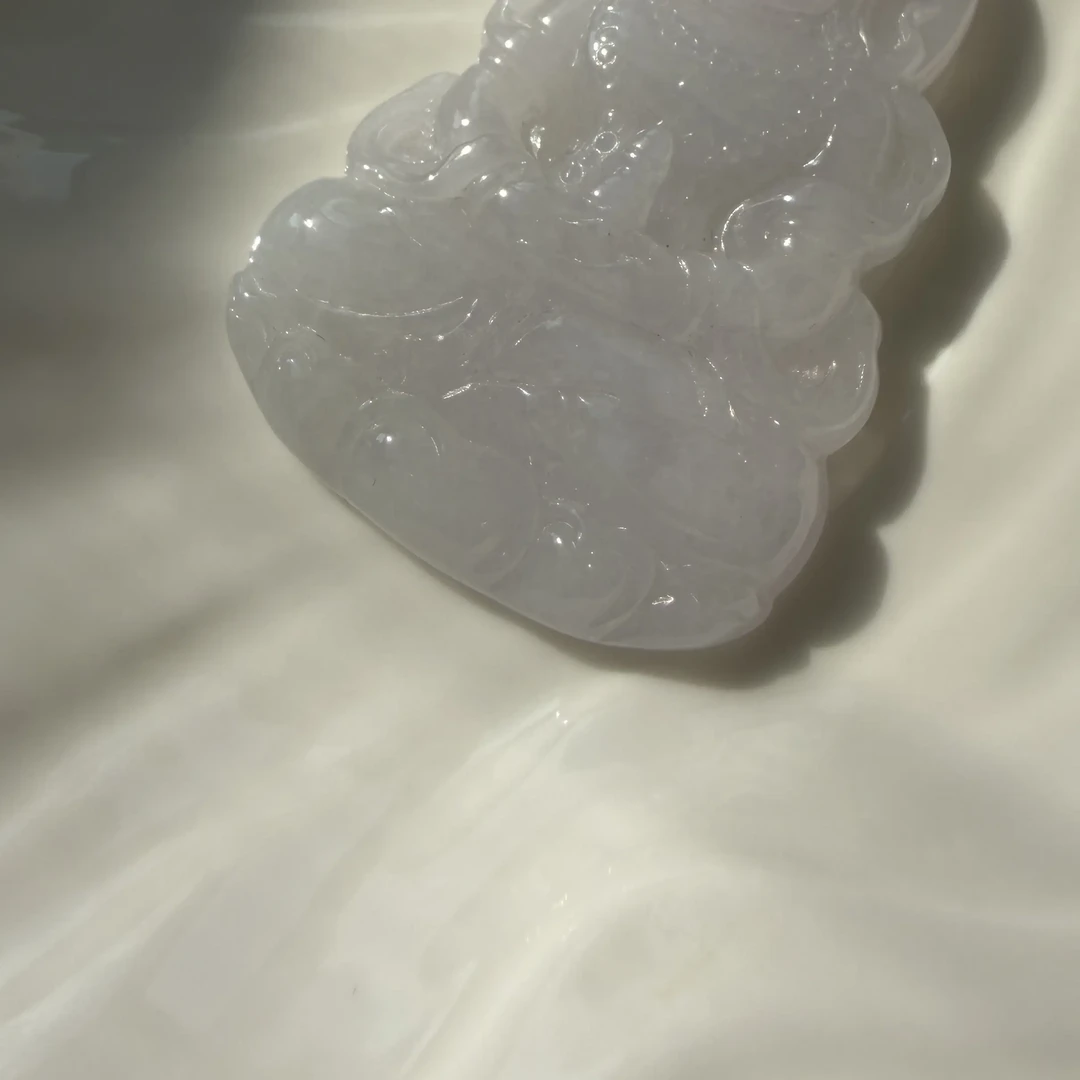 翡翠缅甸春彩度母吊坠颈饰大气雕刻精美