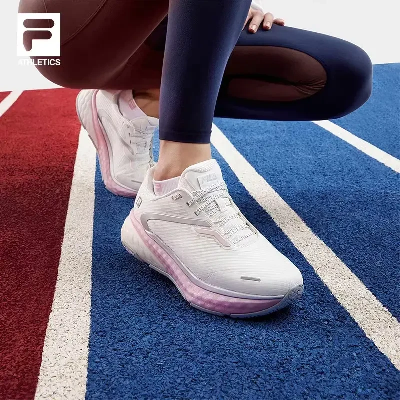 Fila/斐乐【猎豹鞋】女士春夏款透气户外运动专业路跑鞋A12W411113F