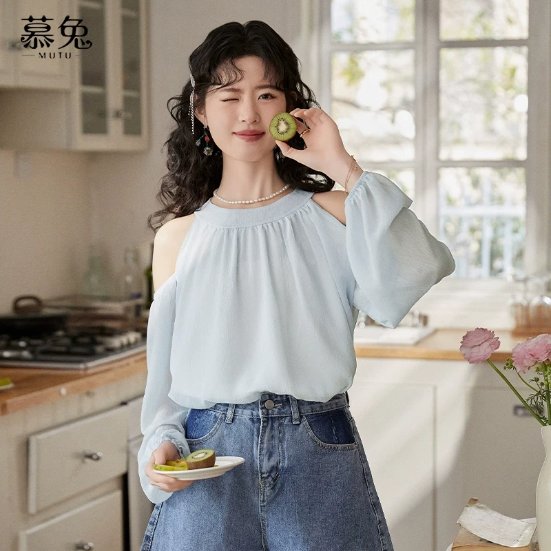 慕兔法式气质露肩挂脖长袖衬衫女2024秋季新款设计感小众雪纺上衣