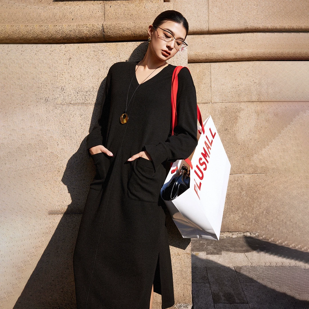 【折扣款】PLUSMALL 黑糖懒懒裙 V领Row风开衩连衣裙PPPP2411024