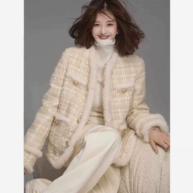 法式小香风短款外套女冬季新款2025爆款气质名媛高级感粗花呢衣服