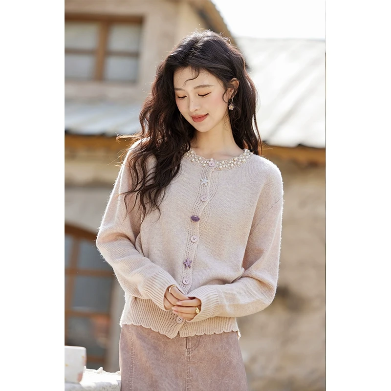 谜秀新品温柔风重工珍珠花边领针织开衫2025春高级感软糯上衣时尚