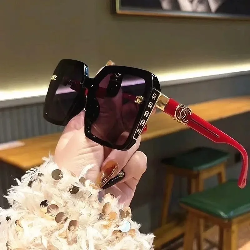 【定制款轻奢太阳镜】时尚百搭素颜防止强光高级感防紫外线高清墨镜