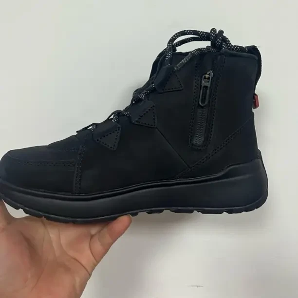 迪家中帮系列保暖舒适平底休闲短筒雪地靴