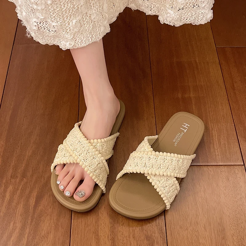 拖鞋女夏外夏季2025仙女新款复古西米亚度假平底交叉沙滩一字轻便