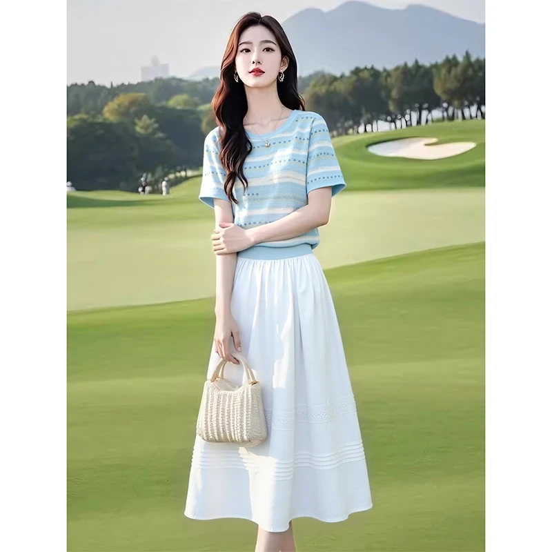 洋气减龄漂亮时尚炸街搭配一整套蓝色针织上衣白色半身裙套装夏季