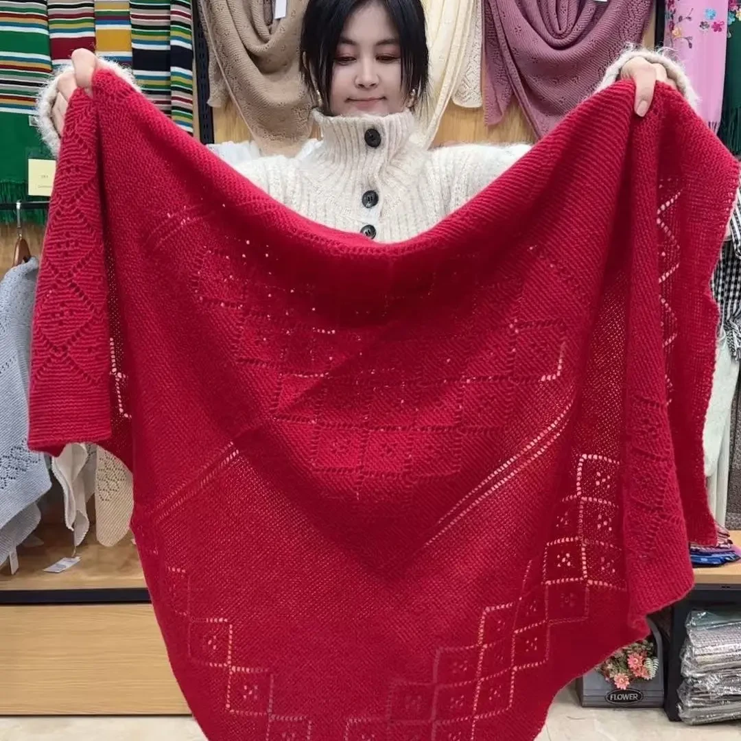 针织披肩新款高端三角纹百搭秋冬适合送人