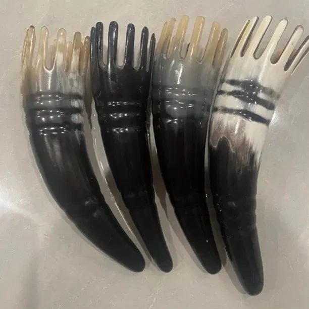 牛角洗头圆筒梳防静电防脱发按摩保健头部经络梳