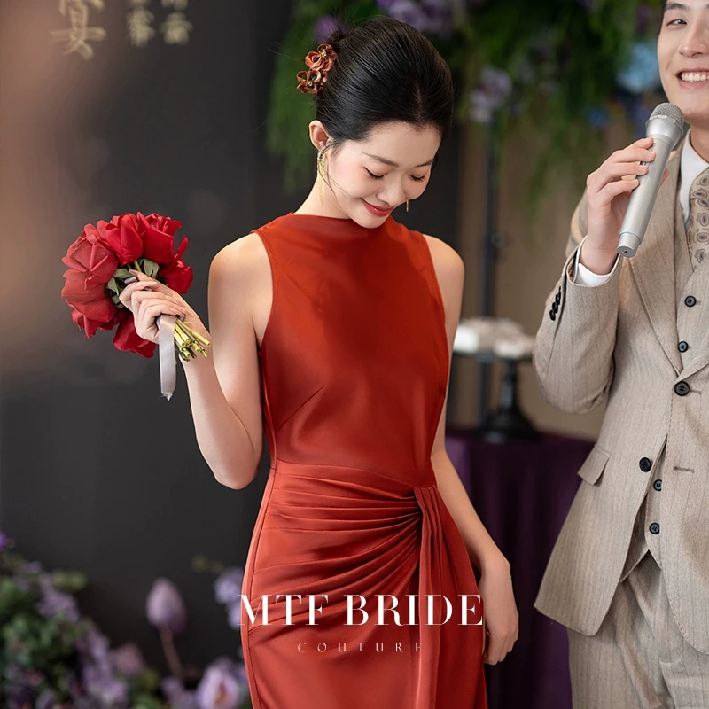 满庭芳新中式改良订婚礼服裙新娘敬酒服气质红色晨袍轻奢晚礼服