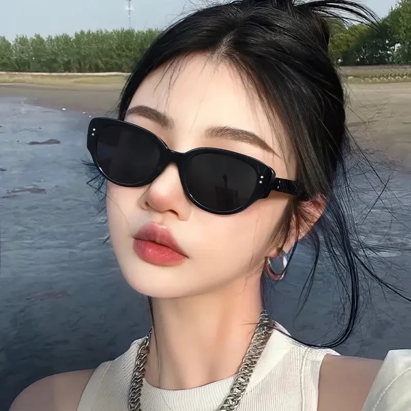 复古猫眼墨镜女防晒遮阳高级感2025新款椭圆近视偏光黑色太阳眼镜