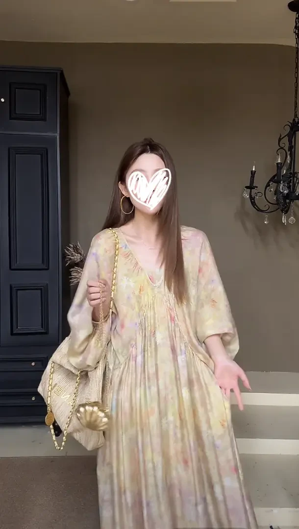 油画公主 高级感休闲复古宽松长款V领蝙蝠袖法式中袖连衣裙子女装