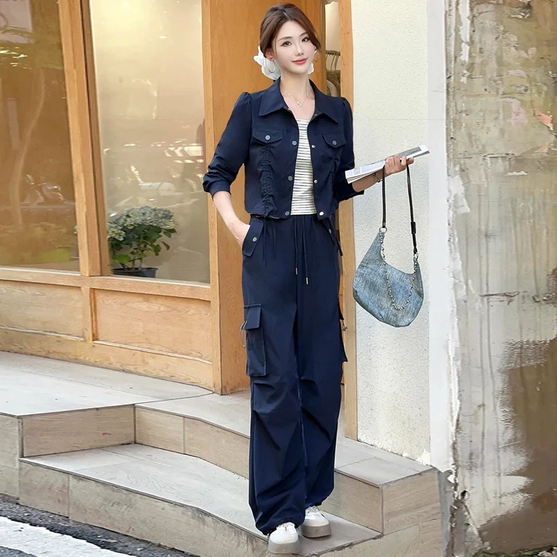 时尚工装套装女2025秋季新款洋气减龄长袖短外套阔腿工装裤三件套