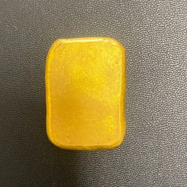 实心小方块 黄灿灿