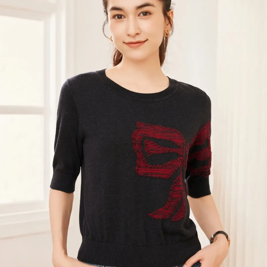 天丝针织衫女装2025秋新款圆领宽松绣花休闲减龄款
