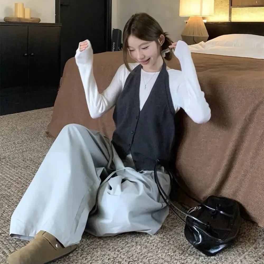 秋季韩系洋气挂脖针织马甲长袖T恤上衣内搭套装