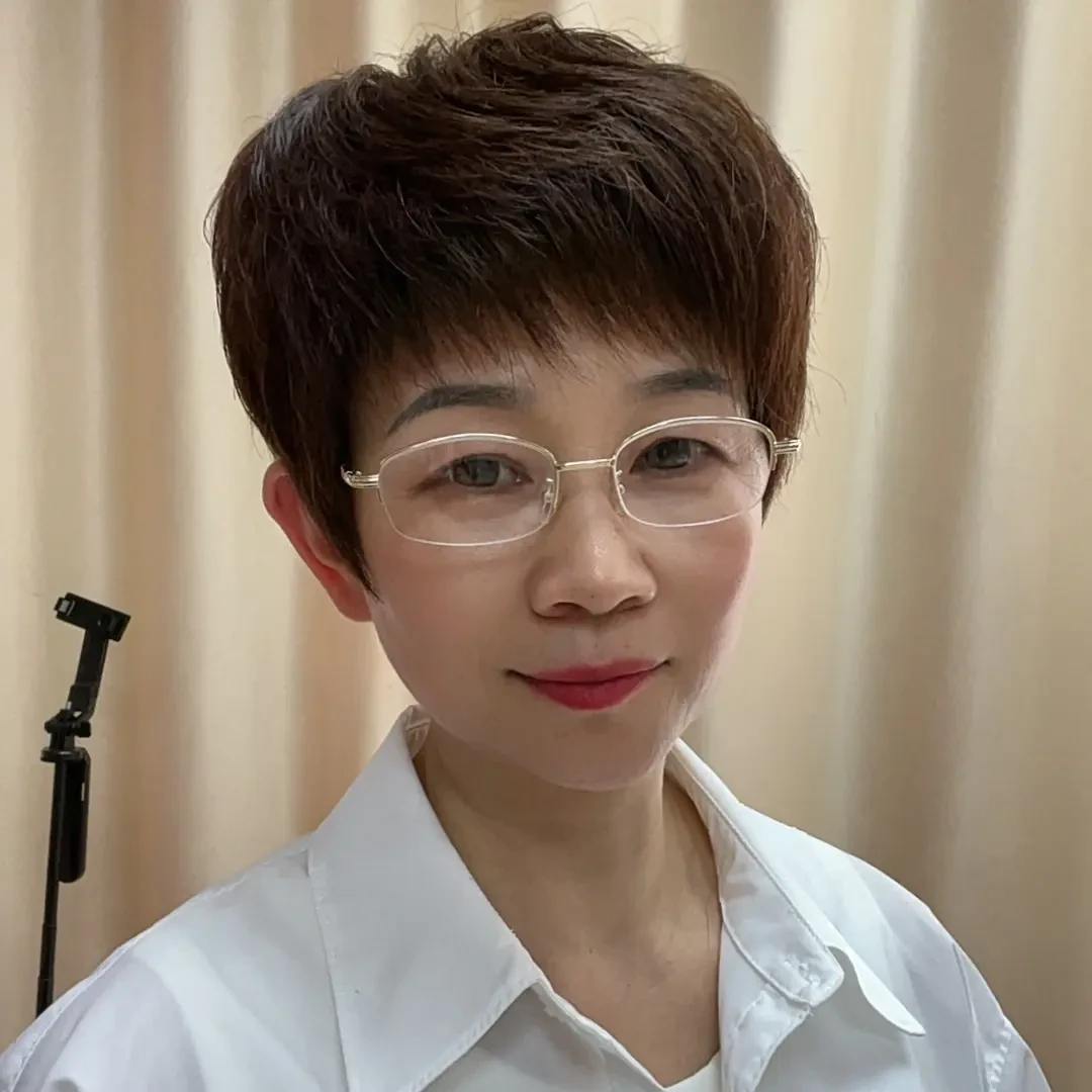 手织全真发轻纹理时尚减龄妈妈款短发