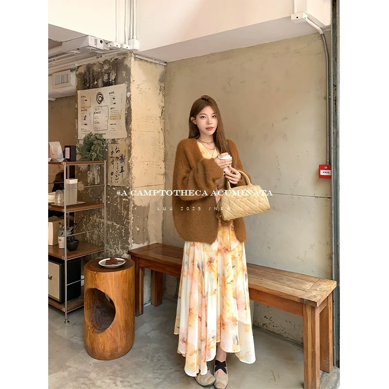 LUU桃喜儿/蝙蝠袖披肩毛衣开衫外套女春秋宽松羊毛设计感针织衫