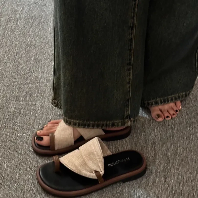 （运费险）小众感舒适套趾底一字拖女2025夏季新款配裙子百搭凉拖