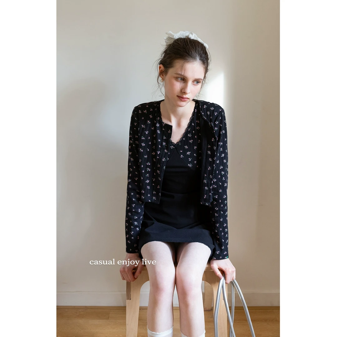 EGGKA “卢森堡花园”气质碎花开衫+背心连衣裙两件套OE25A3011BK