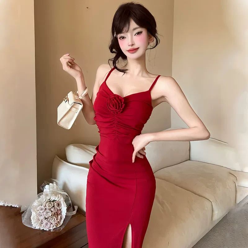 法式复古V领修身吊带连衣裙女夏季气质高级感玫瑰开叉中长晚礼服