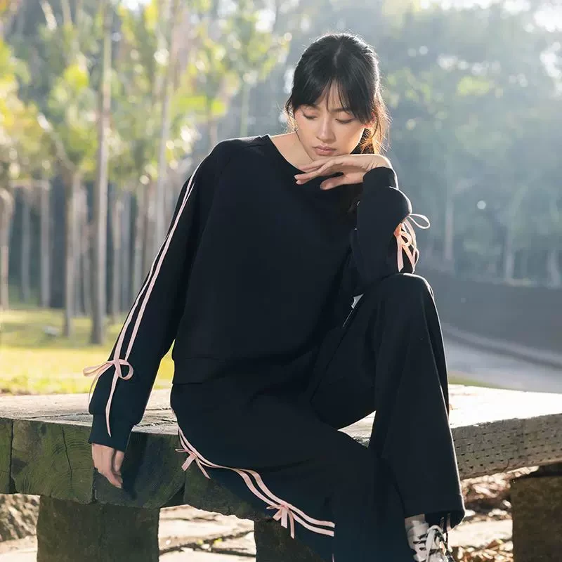 中和休闲卫衣女2025春季新款设计感条纹绑带卫衣宽松甜美运动上衣