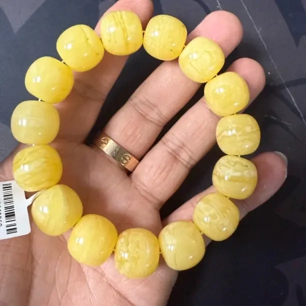 天然蜜蜡妖花老型手串