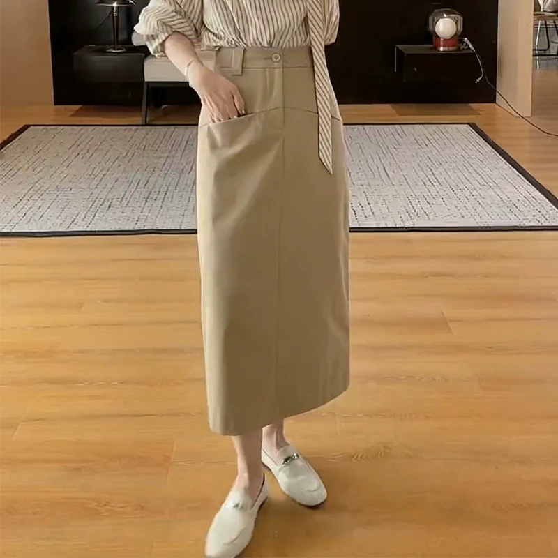 裸卡其色半身裙女2025夏季新款高腰a字显瘦开叉中长款包臀裙