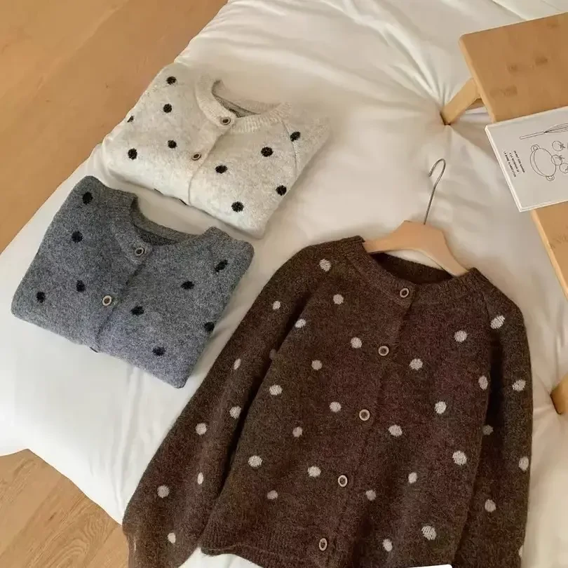 韩系时尚波点设计感针织开衫女装早秋高级感小众休闲百搭长袖上衣