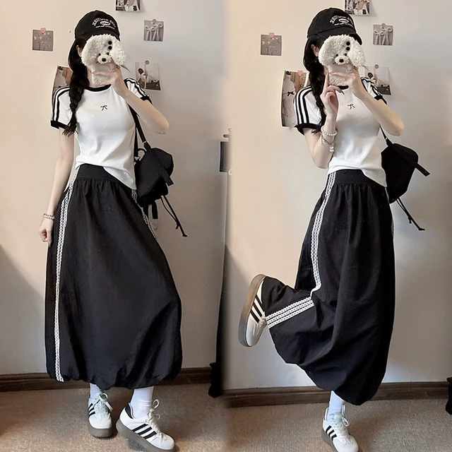 胖MM运动风休闲套装女2025新款夏季大码修身显瘦上衣半身裙两件套