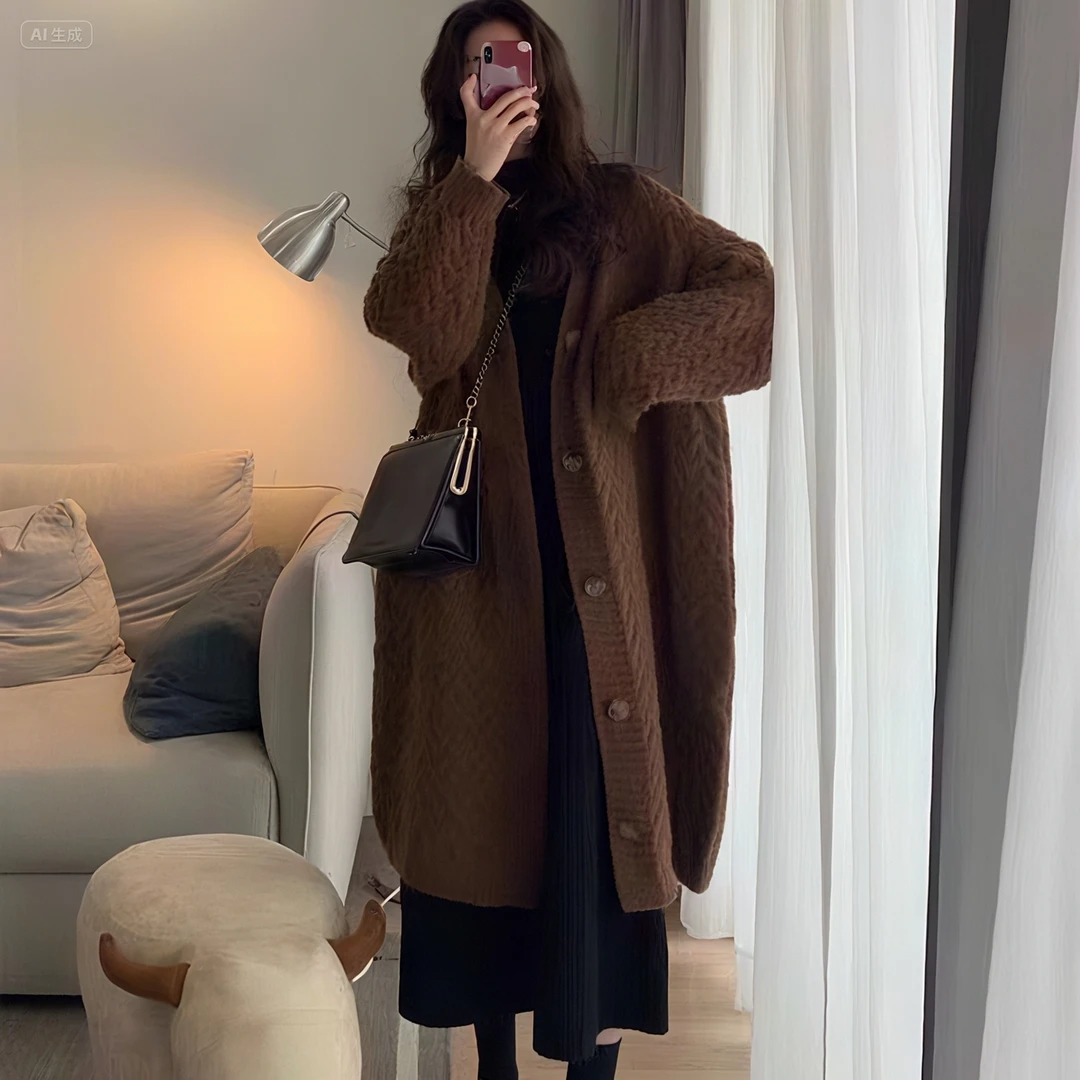 温柔风复古麻花V领毛衣开衫女秋冬新款宽松百搭中长款针织外套潮