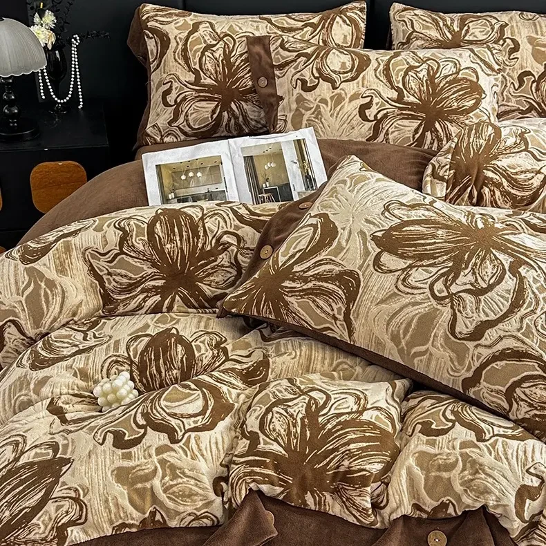 冬季加厚雕花牛奶绒四件套保暖床品