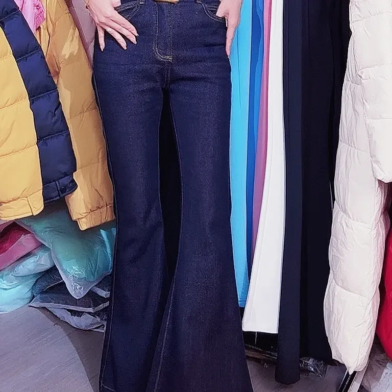 丹宁蓝加绒显瘦提臀大喇叭牛仔裤