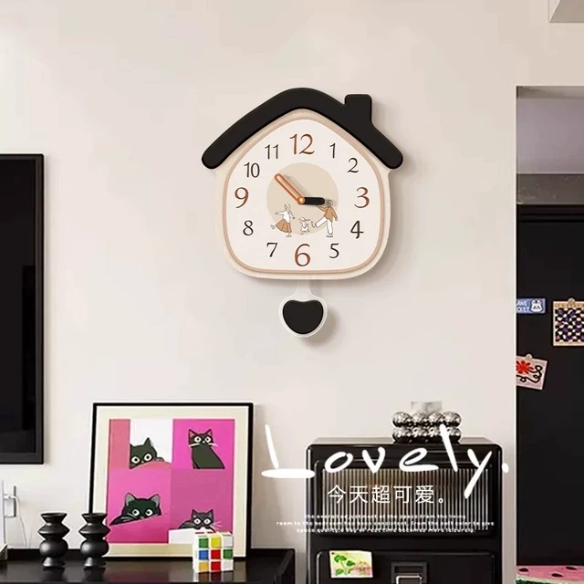 北欧风客厅创意挂钟小房子艺术时钟挂墙2024新款餐厅钟表家用挂表
