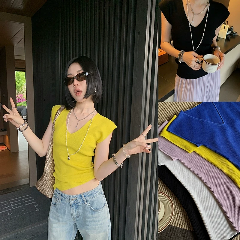 十三粥私服 纵向情诗 简约V领小飞袖针织气质百搭修身显瘦T恤女夏