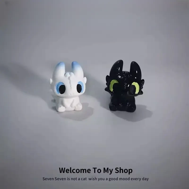 可爱无牙仔卡通公仔驯龙高手工位电脑屏幕装饰品治愈系解压小摆件