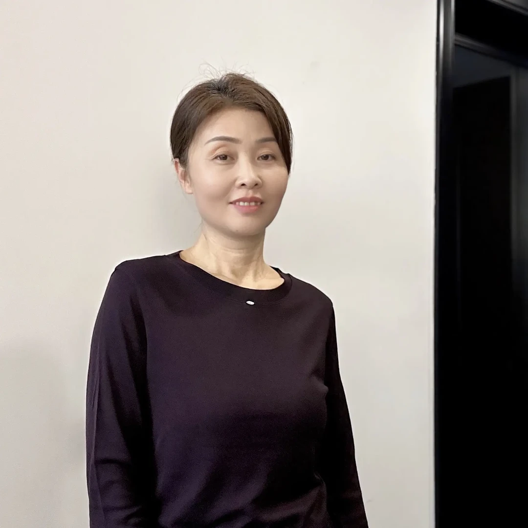 衣尚时休闲针织打底衫
