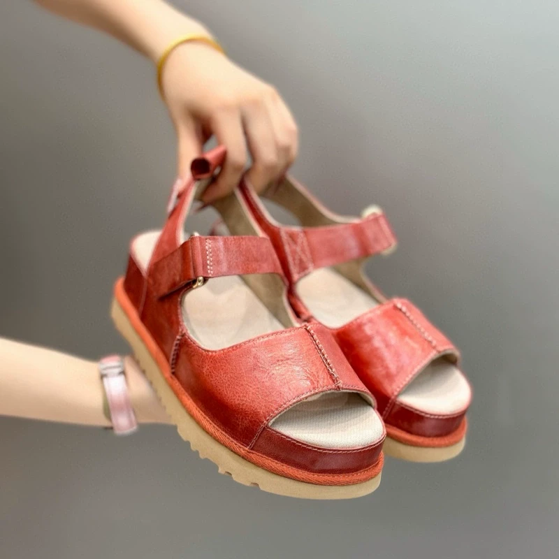 油蜡马皮2025年春夏新款时尚百搭厚底露趾凉鞋女真皮复古沙滩凉鞋