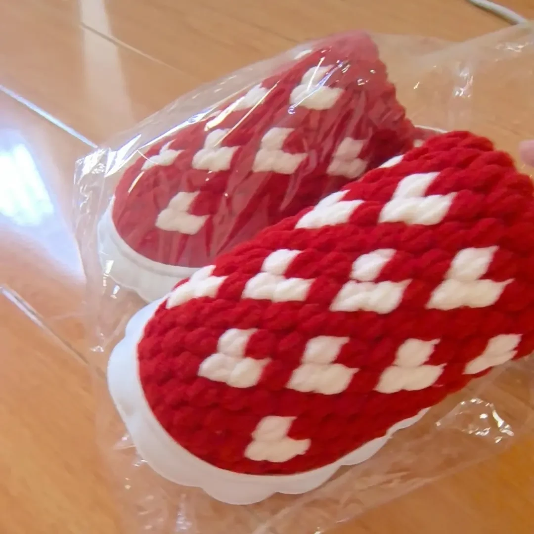 手工编织冰条线秋冬室内家居保暖防滑男女云朵底绒拖鞋材料包