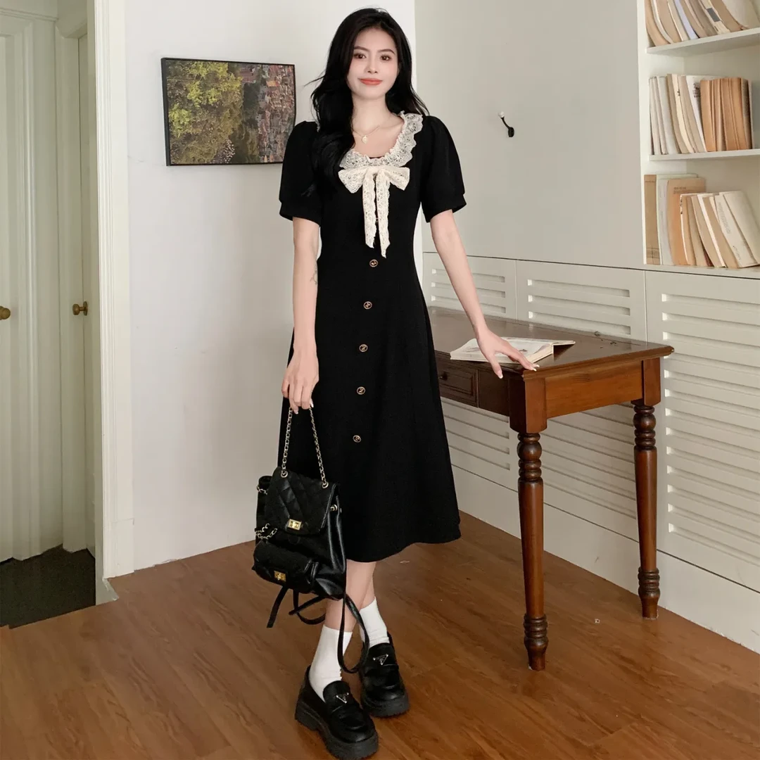 大码高级感黑色连衣裙女夏季复古气质裙子胖mm遮肚子显瘦法式长裙